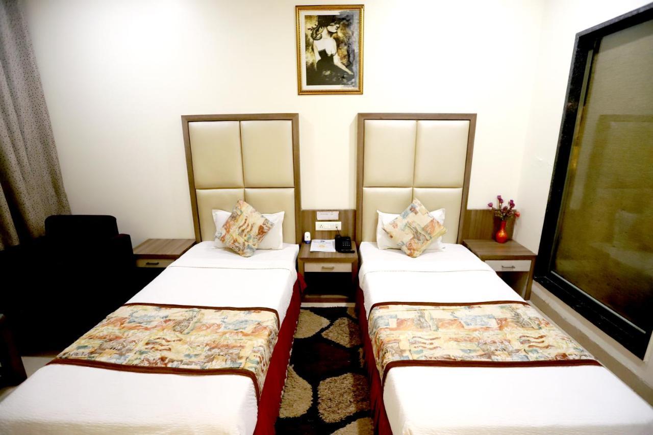 Hotel Blue Pearl بوبال المظهر الخارجي الصورة