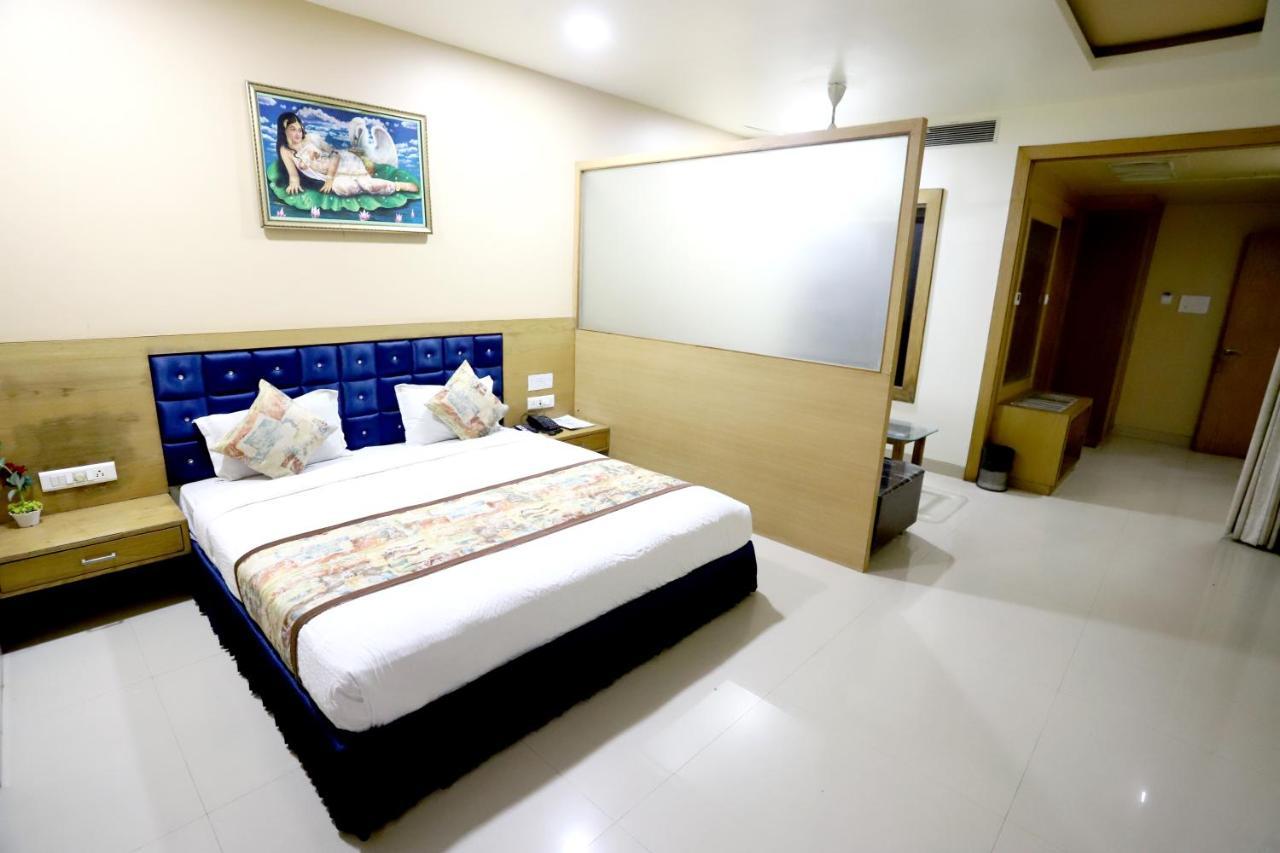 Hotel Blue Pearl بوبال المظهر الخارجي الصورة