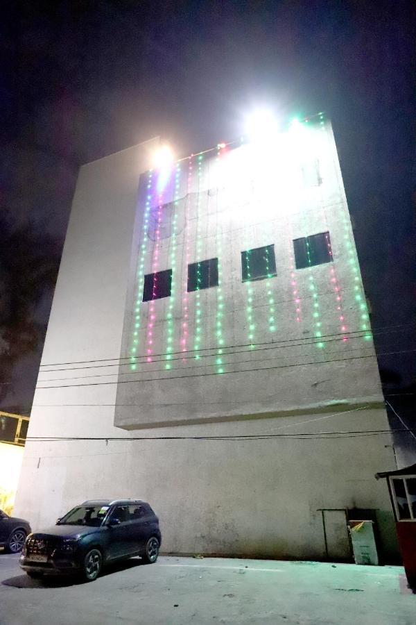 Hotel Blue Pearl بوبال المظهر الخارجي الصورة