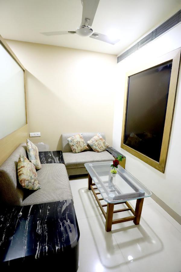 Hotel Blue Pearl بوبال المظهر الخارجي الصورة